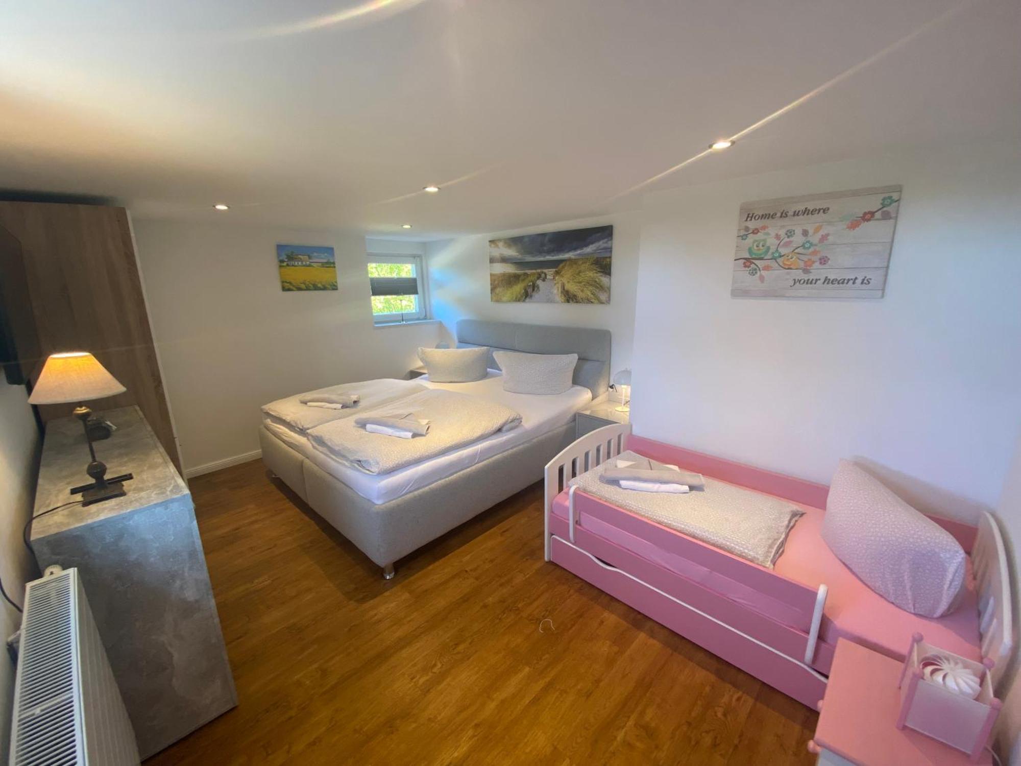 Ferienwohnung *** Landliebe *** Mit Grossem Garten Dummerstorf Εξωτερικό φωτογραφία